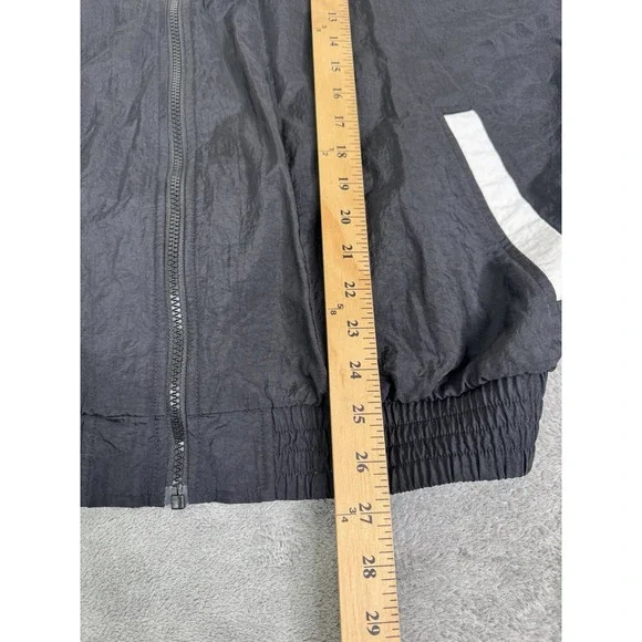 Nike Air Jordan Black and White Windbreaker Jacket - Picture 15 of 15